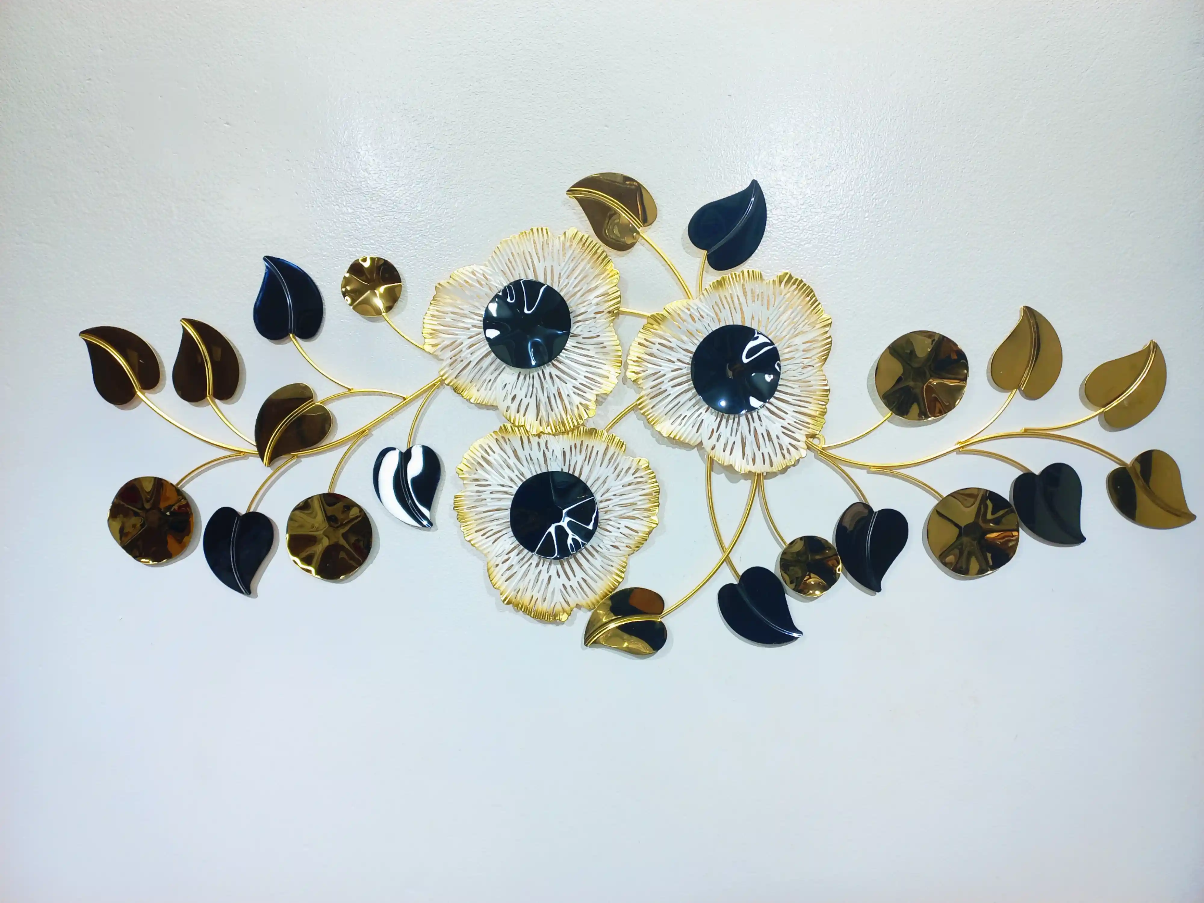 Glossy Leaf With Floral Wall Decor - 17665
