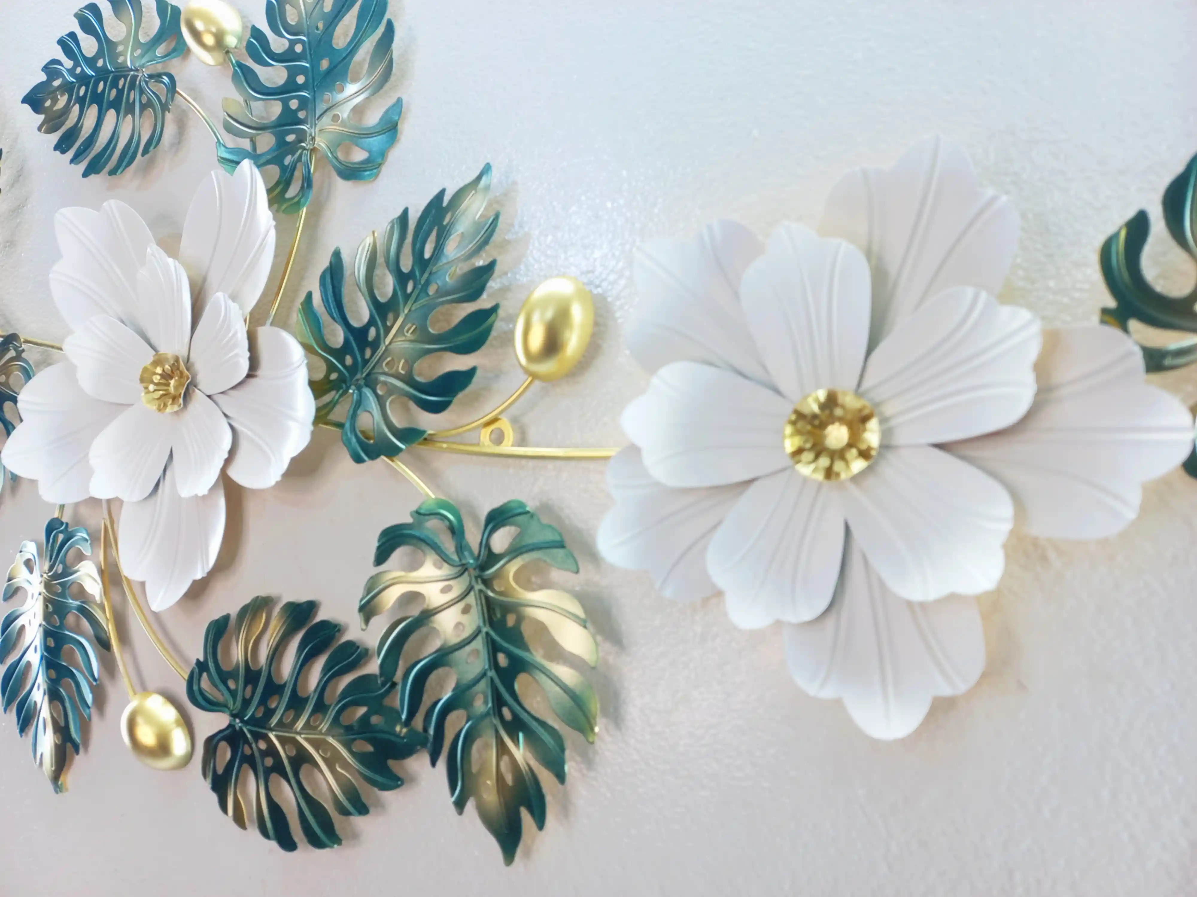 Luxury Metal Leaf Decorative Wall Art - 17649