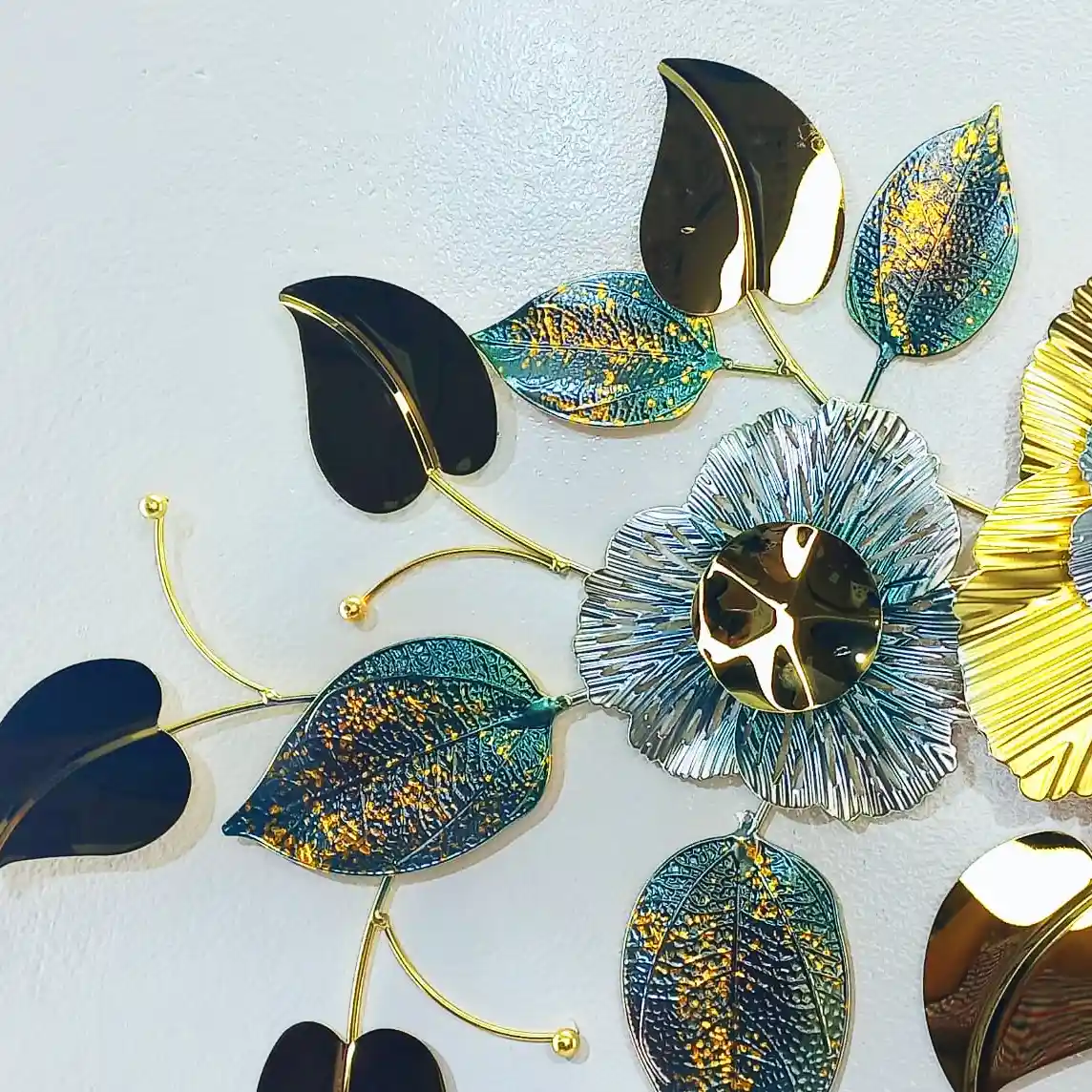 Vintage Design Metal Decorative Wall Art- 17659